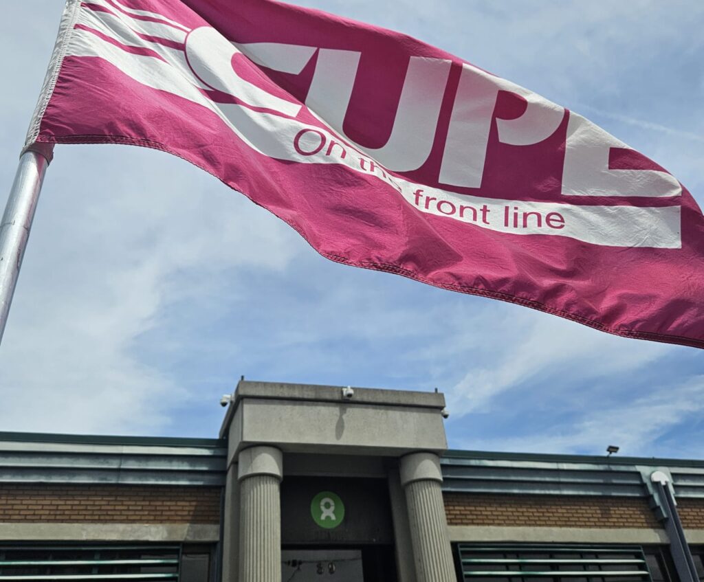 Oxfam Canada staff, represented by CUPE Local 2722, have officially gone on strike after months of collective bargaining failed to produce an agreement that addresses their core concerns. The main sticking points? Fair wage increases, stronger equity provisions—including support for trans-affirming care—and protections for workers affected by domestic and sexual violence.