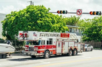 Good Samaritan Rescues Three from Burning Boat on Ottawa River